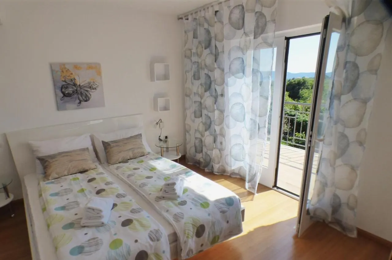 Holiday home Holiday House With A Parking Space Skrbcici, Krk - 16084 Vrh